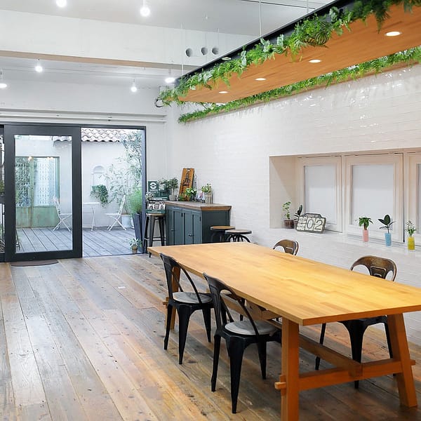 <大阪>Studio the Gardenスタジオガーデン 1F カフェ風【玉出】