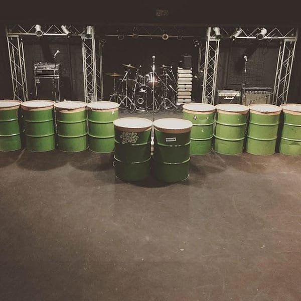 <大阪>上新庄 LIVEHOUSE39 照明数20個以上300人キャパ【上新庄】