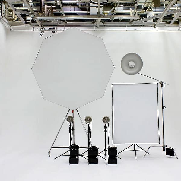 <東京>STUDIO RIVER 1st 一面アール【四谷三丁目駅】