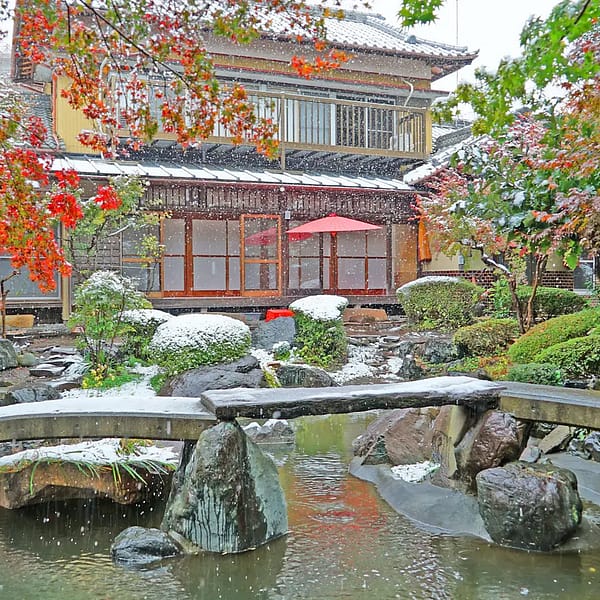 <神奈川>飯田屋 日本庭園のある古民家【藤が丘駅】