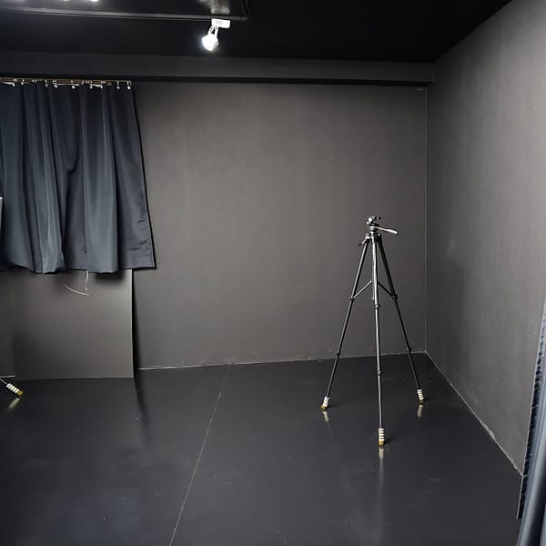 <愛知>studio asterisk 黒スタジオ【名古屋 豊田本町駅】