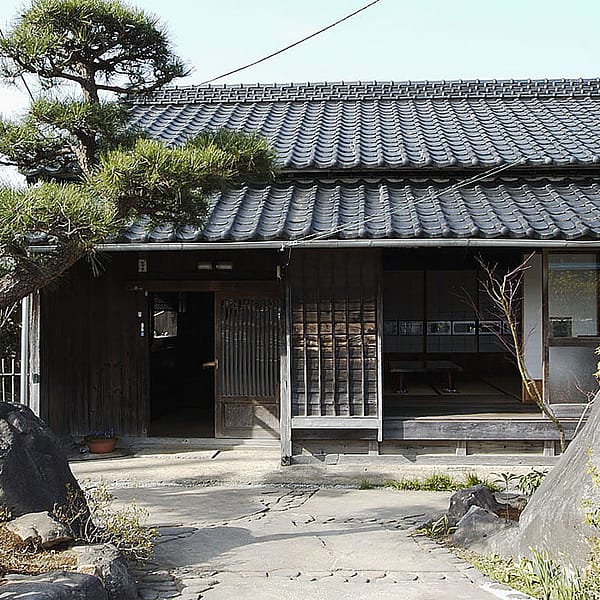 <静岡>貸切・温泉 古民家「彩里(いろり)」【中原戸入口バス停】<span class="price-others">おひとりの料金</span>